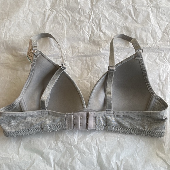 Barbra Lingerie Teen Girl Bra Size 30A - Picture 4 of 7